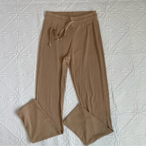 Faherty Legend Rib-Knit Riva Slim Fit Nomad
Lounge Pants Size XS - Picture 8 of 12